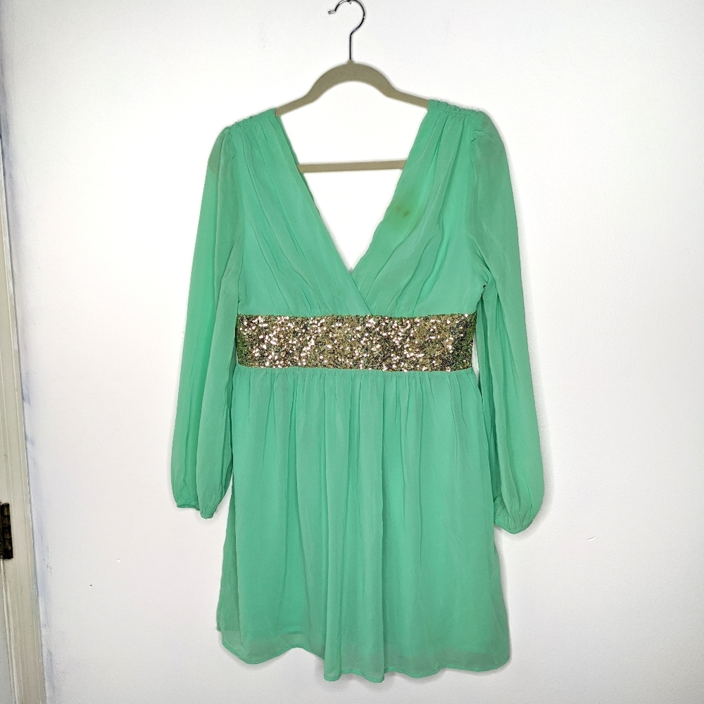 Green sequin waist double v dress